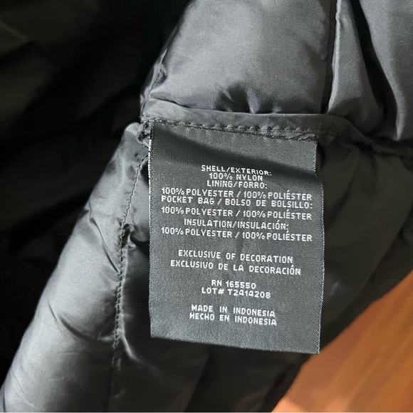 WOMEN'S LIGHTWEIGHT POLY-FILL PACKABLE VEST - Picture 3 of 7